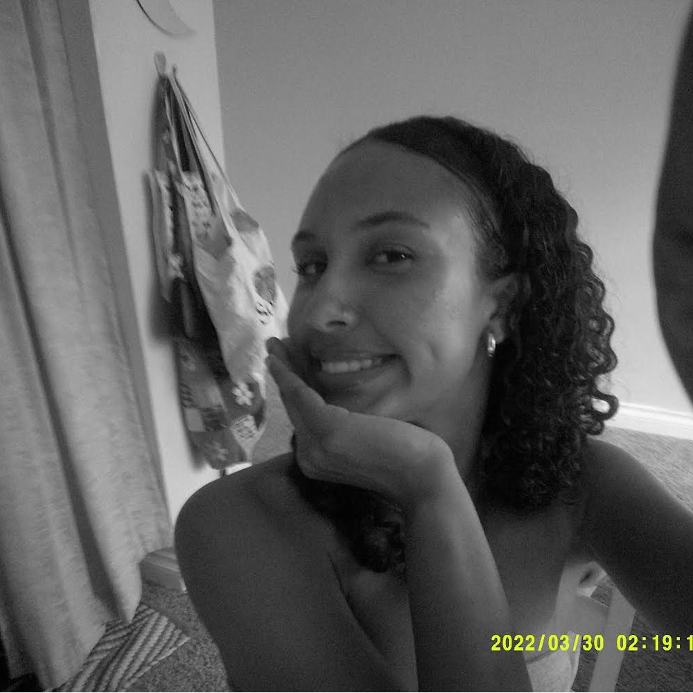 Meet your Posher, Tiaira